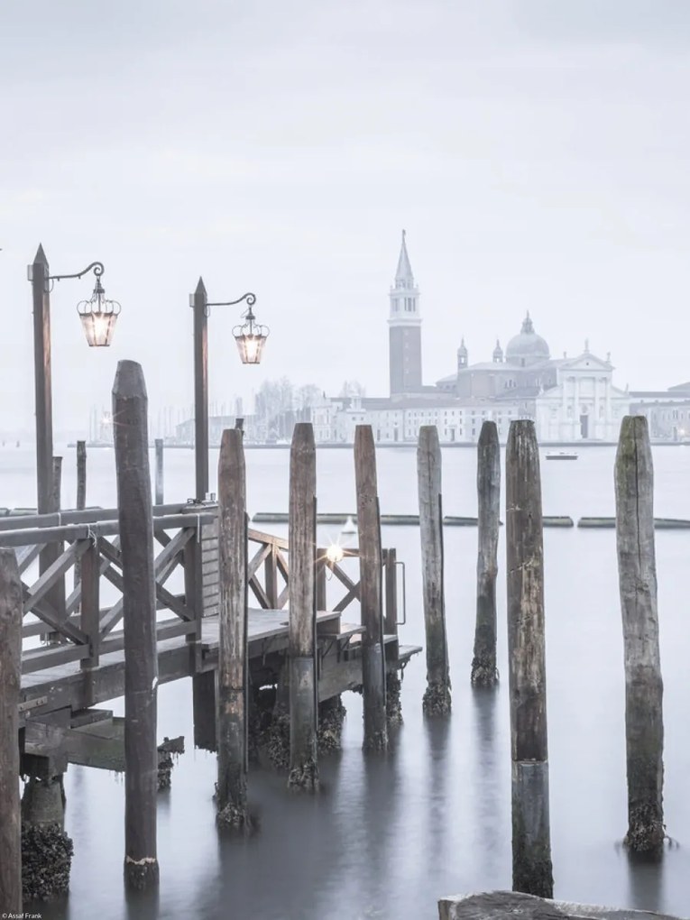 Poszter 30x40cm Vízpart a velencei lagúnánál 2, Assaf Frank