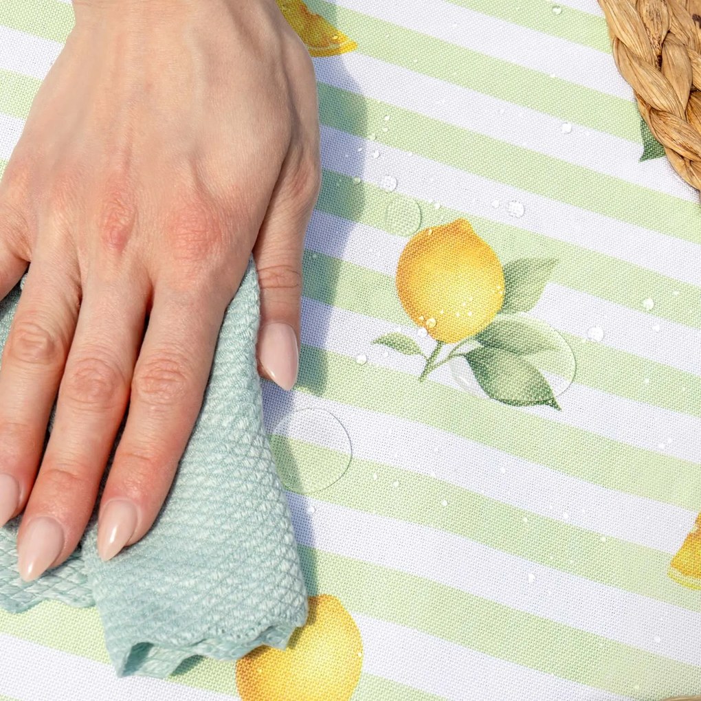 Goldea teflonos asztalterítő - citromok zöld csíkos alapon 120 x 120 cm