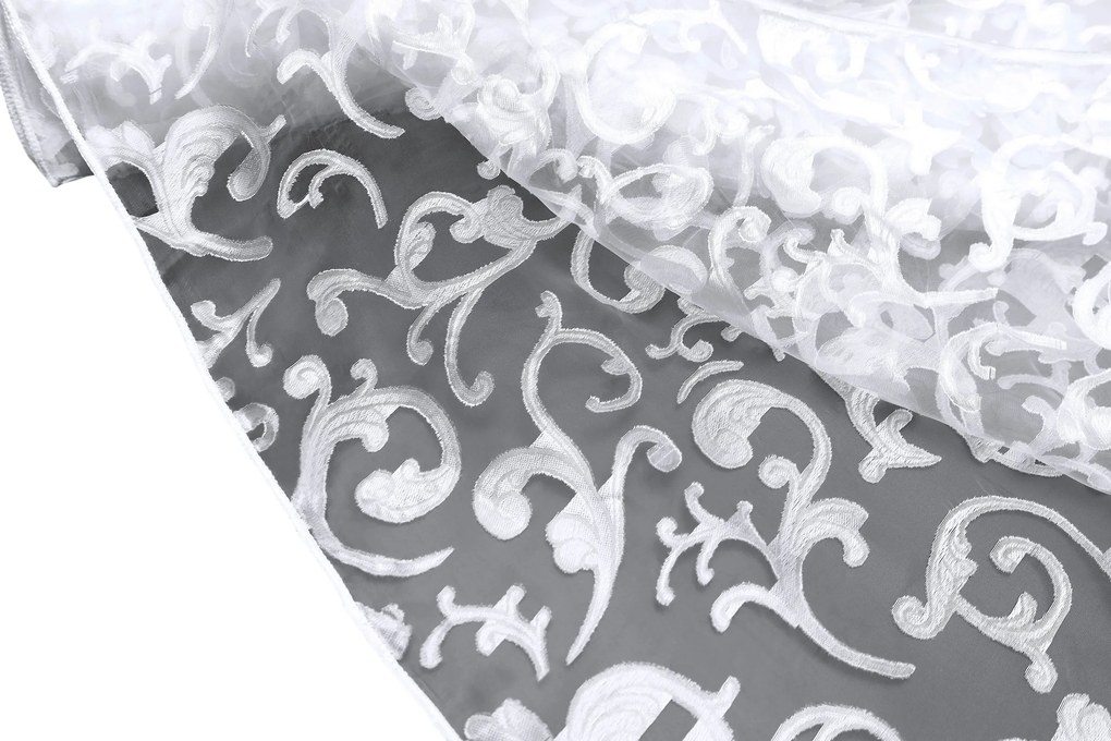 Függöny dekoráció organtin mintával, ólomzsinórral, 280 cm magas, fehér