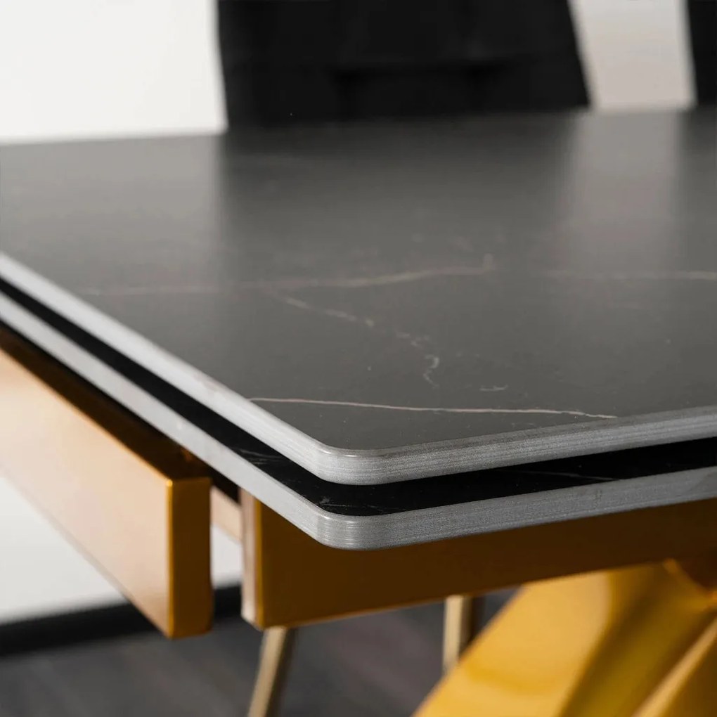 Stół LUIGI Ceramiczny Rozkładany 160-240 cm Czarny márvány/Złoty