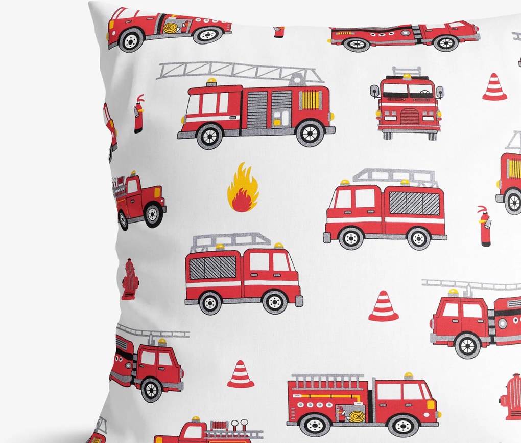 Goldea gyerek pamut párnahuzat - tűzoltóautók 60 x 60 cm