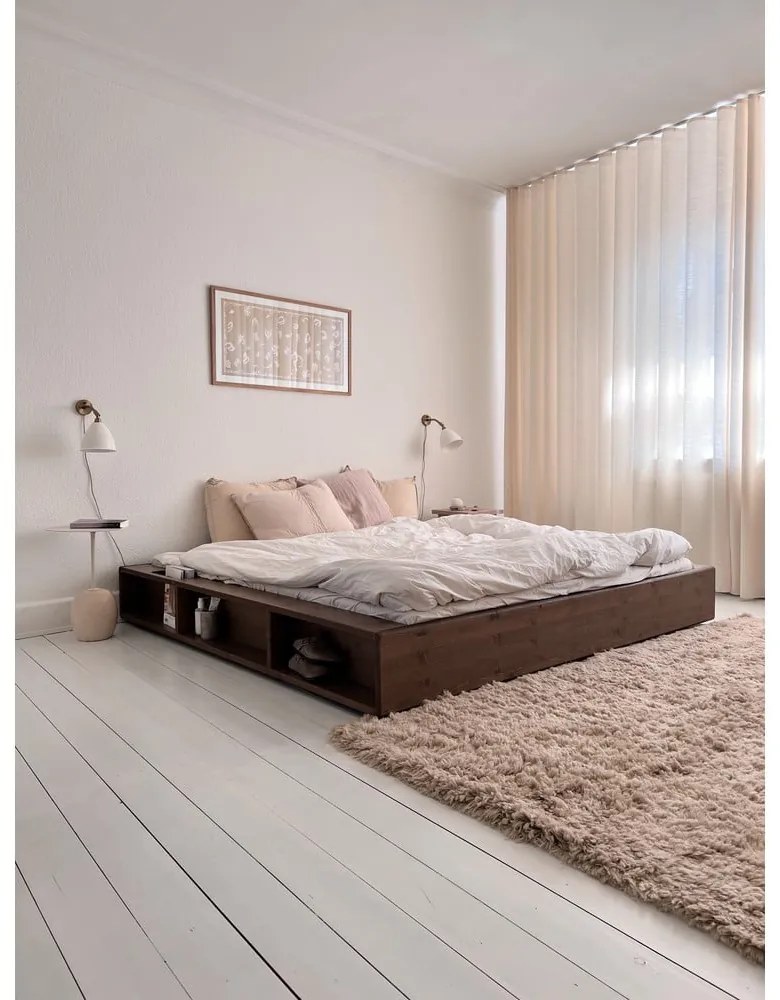 Barna borovi fenyő franciaágy ágyráccsal 140x200 cm Ziggy – Karup Design