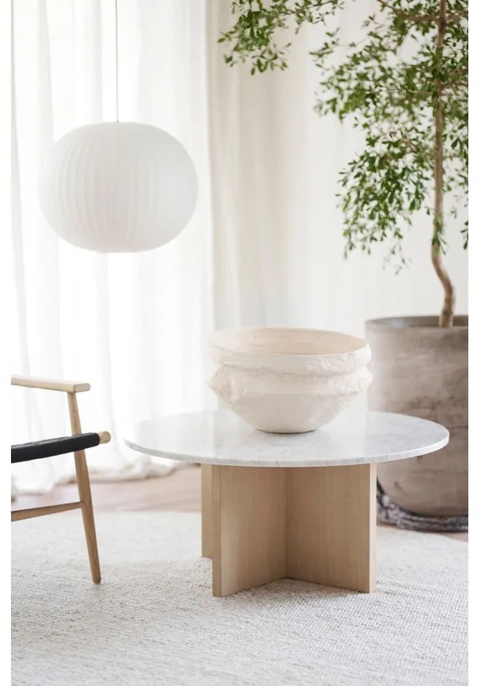 Fehér-natúr színű márvány kerek dohányzóasztal 90x90 cm Brooksville - Rowico