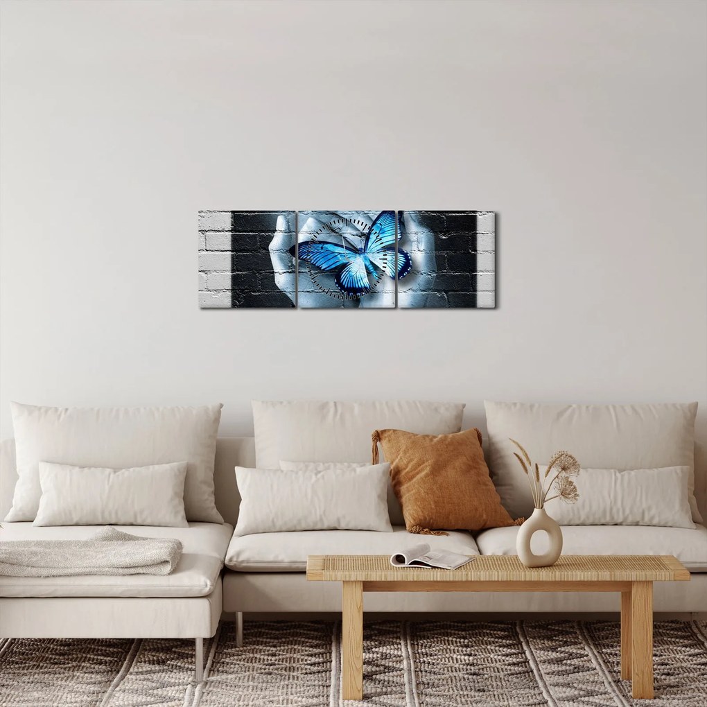 A pillangó képe a falon (órával) (90x30 cm)