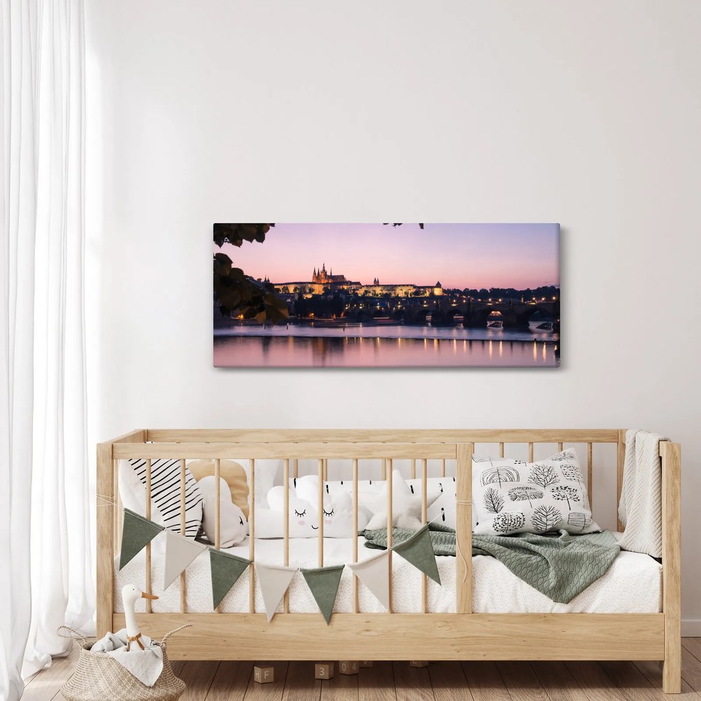 A Prágai vár és a Moldva képe (120x50 cm)