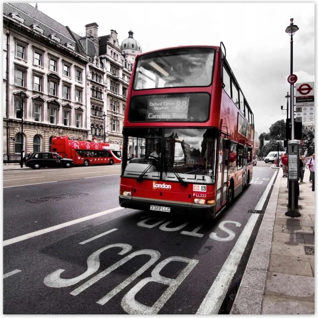 Poszterek 140x140 Érdekes londoni busz