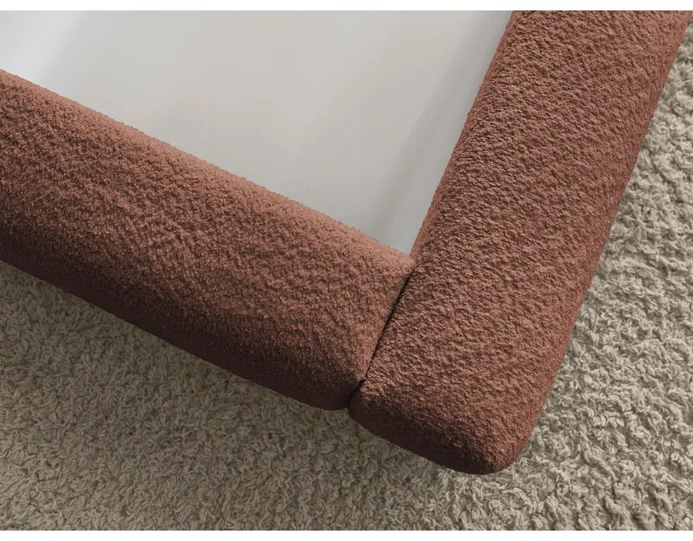 Narancssárga kárpitozott ágyneműtartós franciaágy ágyráccsal 160x200 cm Orlane – Bobochic Paris