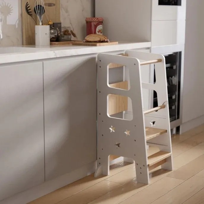 Növekvő tanulótorony gyerekeknek fehér állítható magasságú