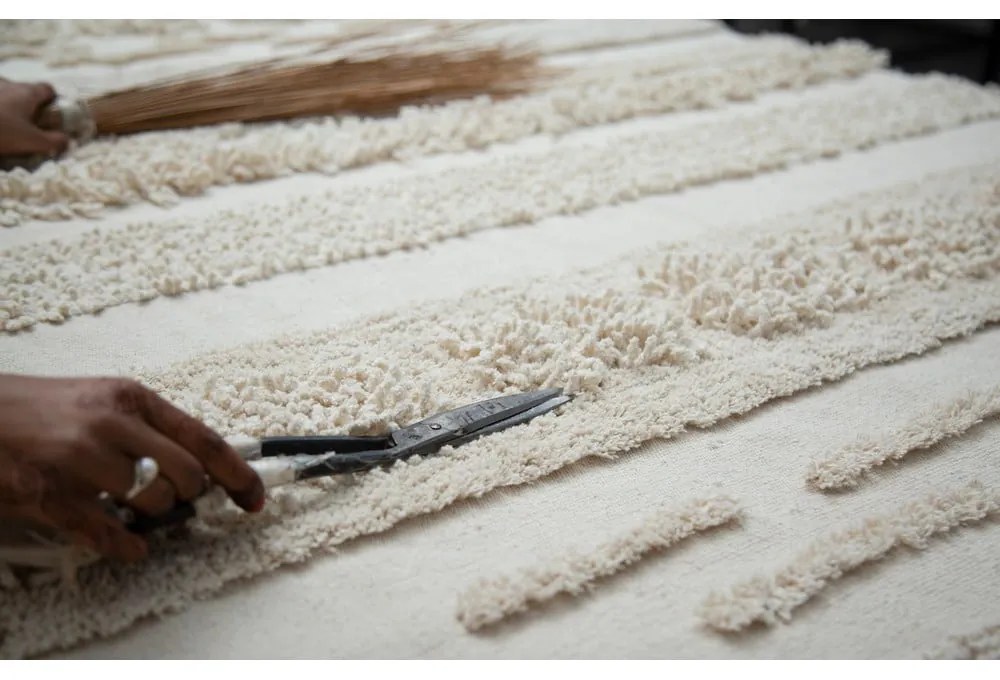 Világosszürke-krémszínű mosható kézi szövésű pamut szőnyeg 170x240 cm Air Natural – Lorena Canals