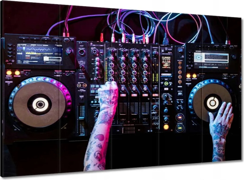 Képek 100x70 Dj zenélő party