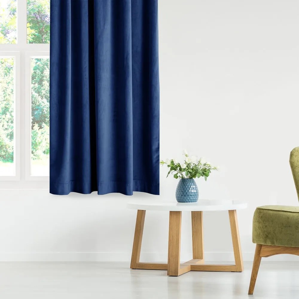 Sötétkék bársony dimout (részleges sötétítő) függöny 140x245 cm Eyelets – Restilo