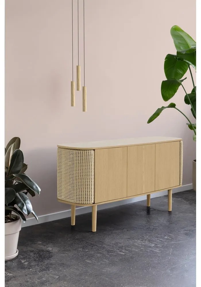 Fekete-barna alacsony komód tölgyfa dekorral 150x75 cm Treasures – UMAGE