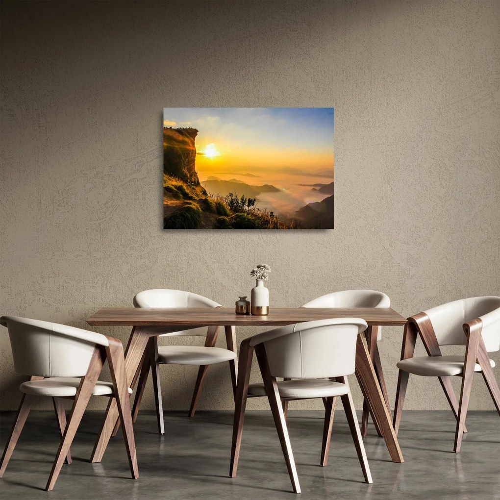 Egy völgy képe a reggeli ködben (üvegen) (70x50 cm)
