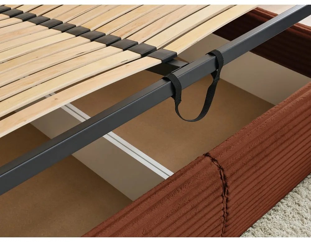 Téglavörös kárpitozott ágyneműtartós franciaágy ágyráccsal 180x200 cm Jade – Bobochic Paris