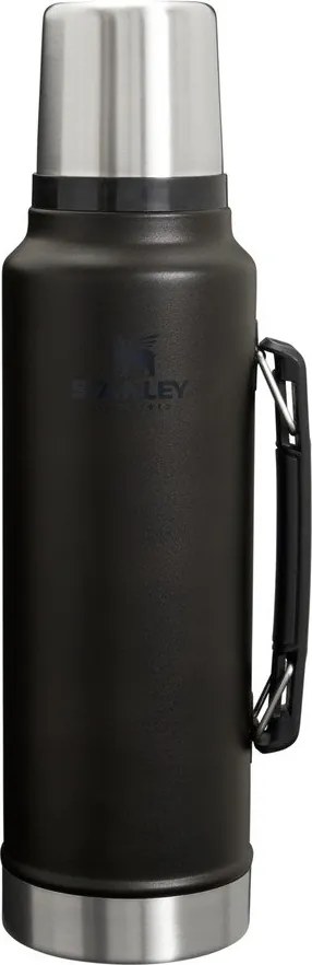 Fekete rozsdamentes acél termosz 1,4 l Legendary Classic Bottle Black 2.0 – Stanley