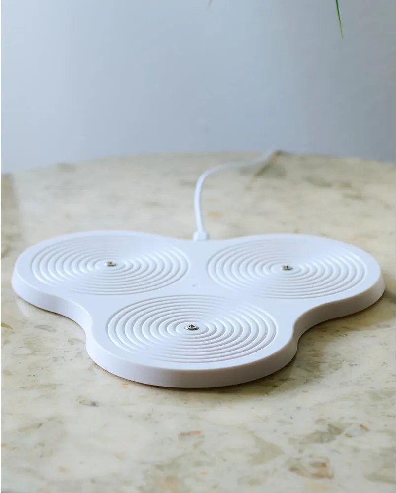 Töltő konnektoros csatlakozással DecoPower – Sirius