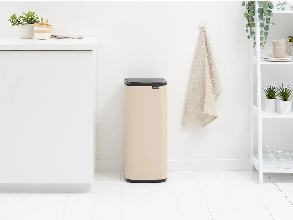 Bézs acél érintésre nyíló szemetes 30 l Bo Touch – Brabantia