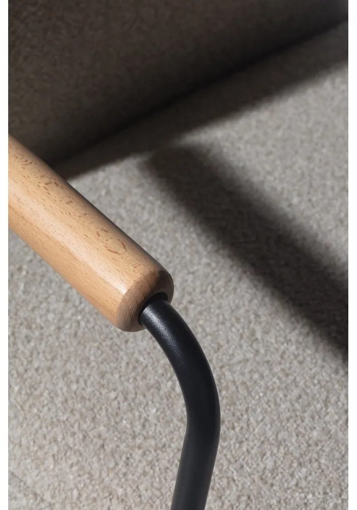 Bézs fotel Regi – MOME