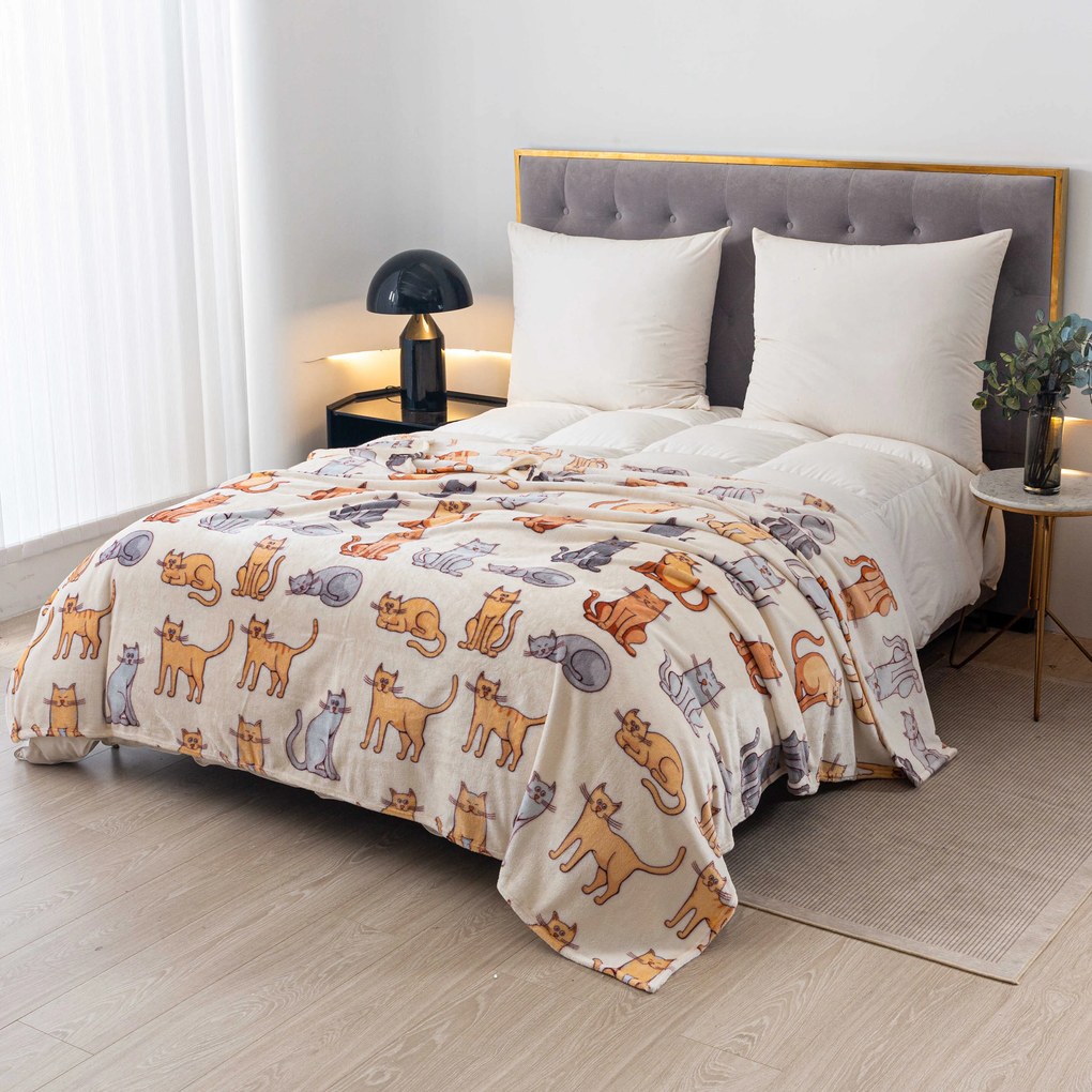 Mikroplüss pléd COLORED CATS krémszínű Méret: 200 x 220 cm