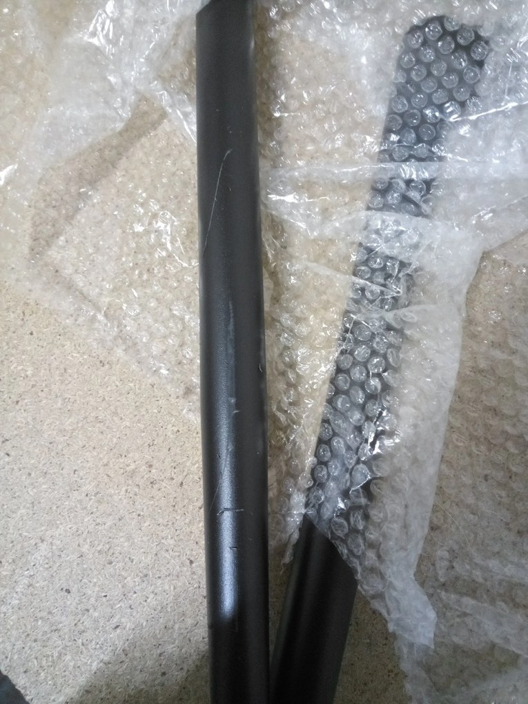 AKCIÓ Fekete bársony étkezőszék IMOLA II. osztályú