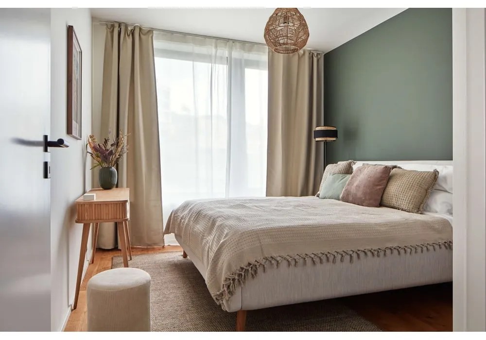 Világosszürke kárpitozott ágyneműtartós franciaágy ágyráccsal 180x200 cm Lotte – Meise Möbel