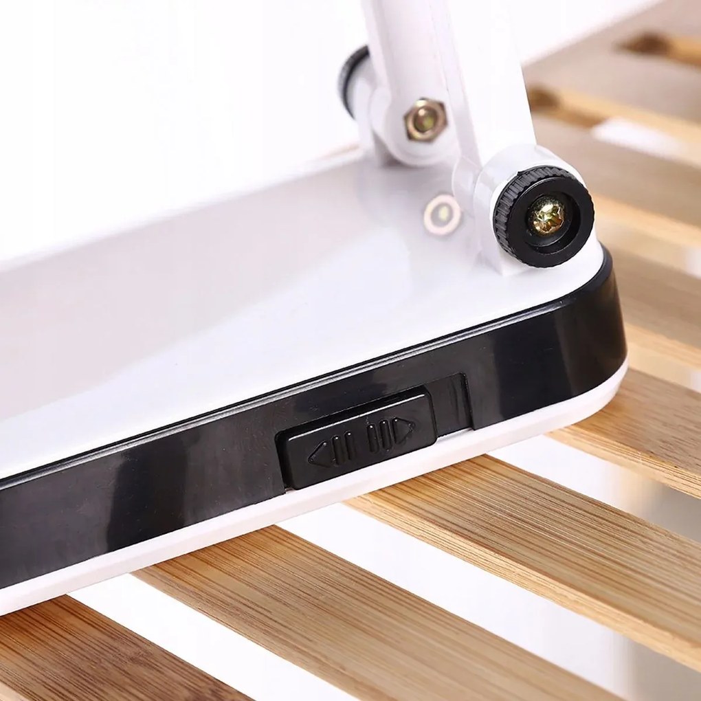 Zaparkorun Asztali LED lámpa 24 LED diódával