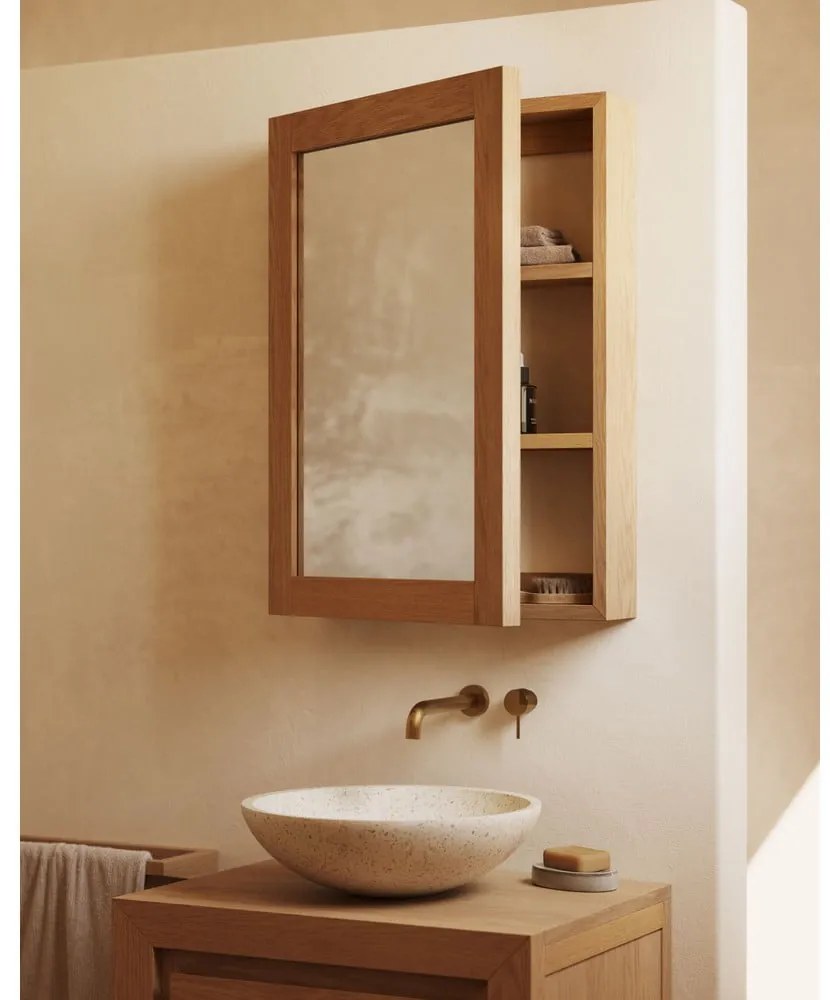 Natúr színű teakfa fali tükrös fürdőszoba szekrény 50x70 cm Plubia – Kave Home