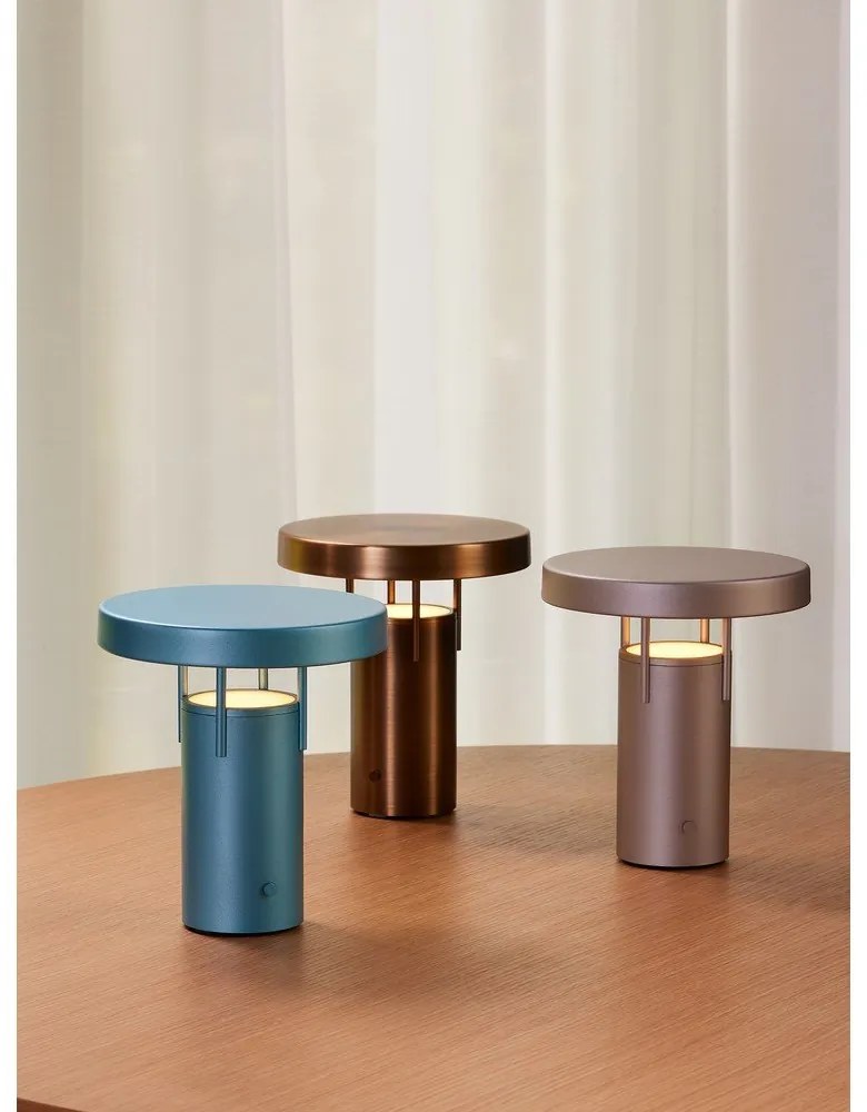 Bronzszínű LED dimmelhető asztali lámpa (magasság 20 cm) BringMe – Hübsch