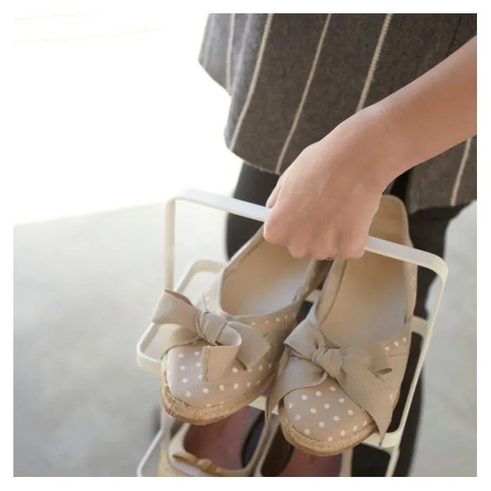 Fehér fém cipőtartó állvány Tower Shoe Rack – YAMAZAKI