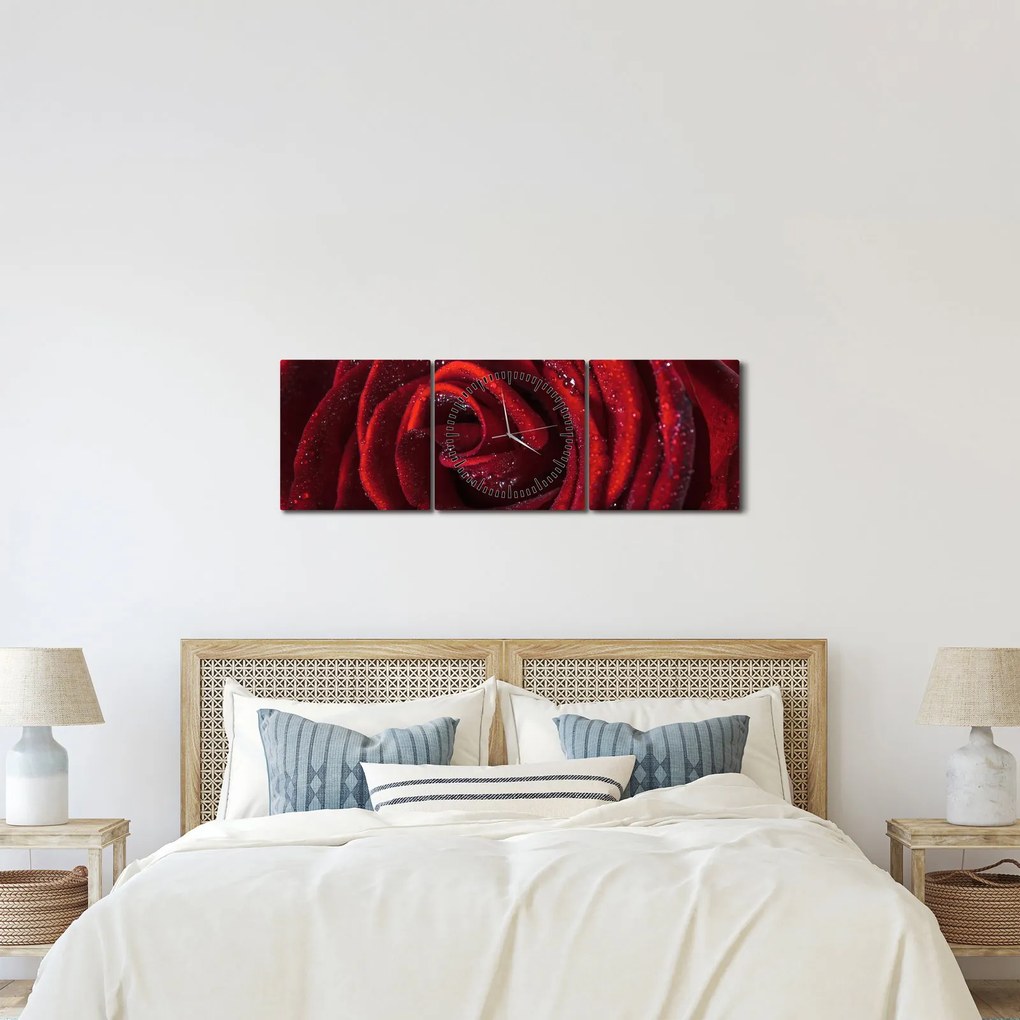 Kép - Vörös rózsa harmatcseppekkel (órával) (90x30 cm)