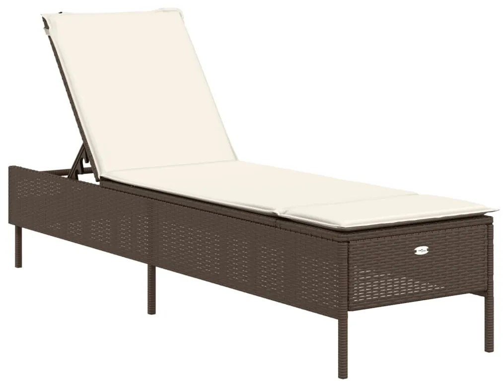2 db barna polyrattan napozóágy párnával