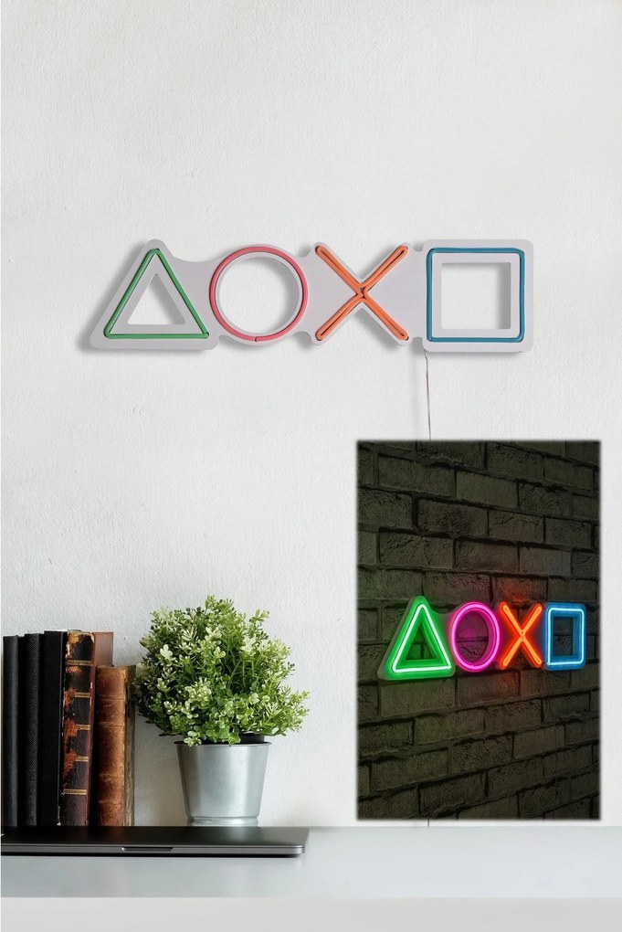 Műanyag LED-es fali dekoráció, Play Station - Multicolor