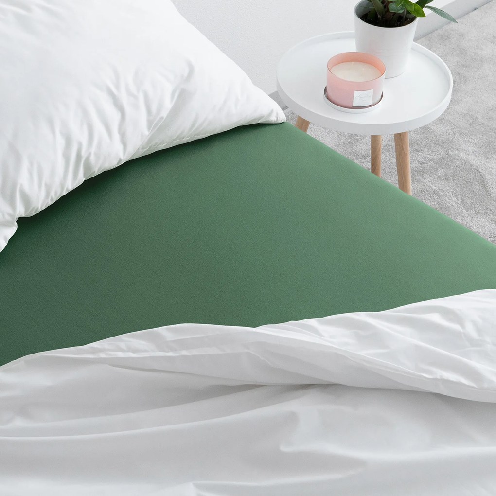 Goldea jersey gumis lepedő - sötétzöld 120 x 200 cm
