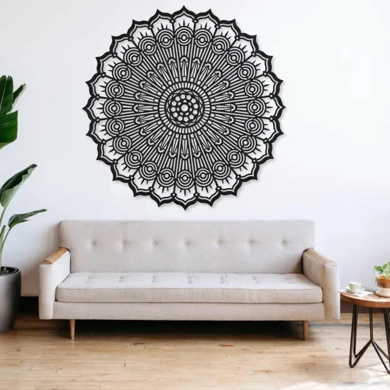 Fából készült mandala a falon | PERKO
