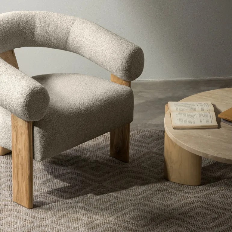 Bézs design fotel KOKEI, tölgy