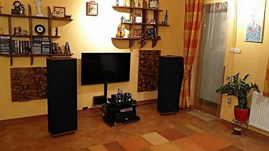Rusztikus-Vintage diffúzor 60x60x12cm - 70x70x12cm csomagolva a szállításhoz