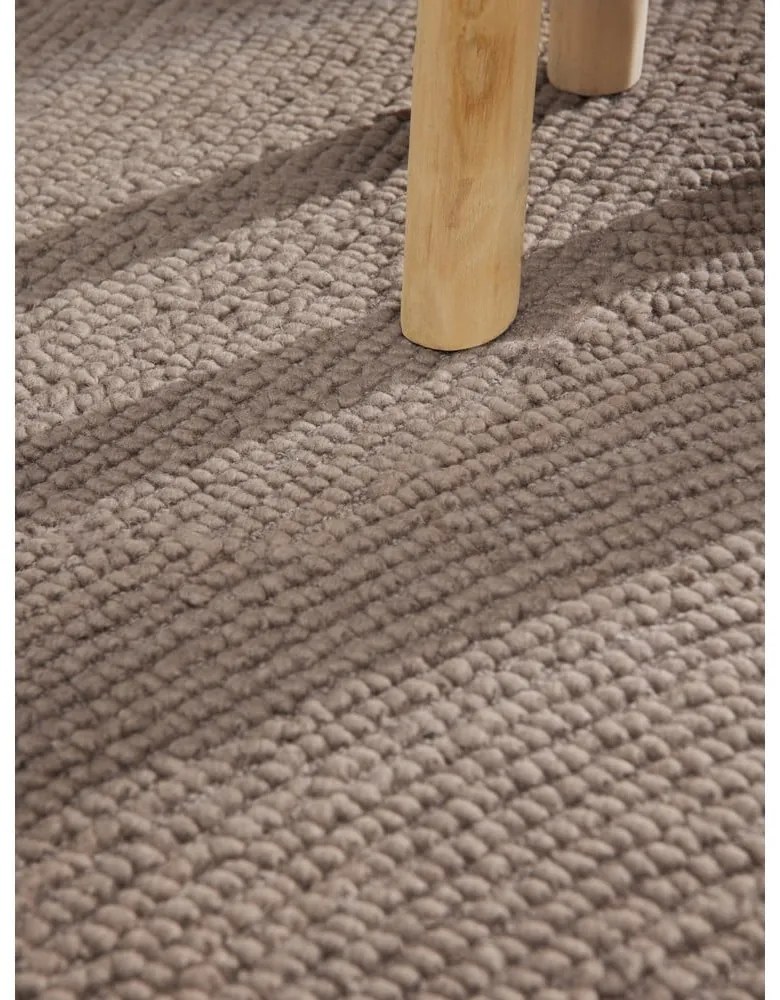 Szürkésbarna kézi szövésű gyapjú futószőnyeg 80x300 cm Calmio – Hanse Home