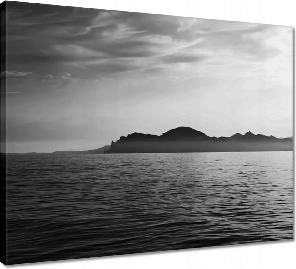 Vászonkép 50x40 Tájkép ködös hegyekkel