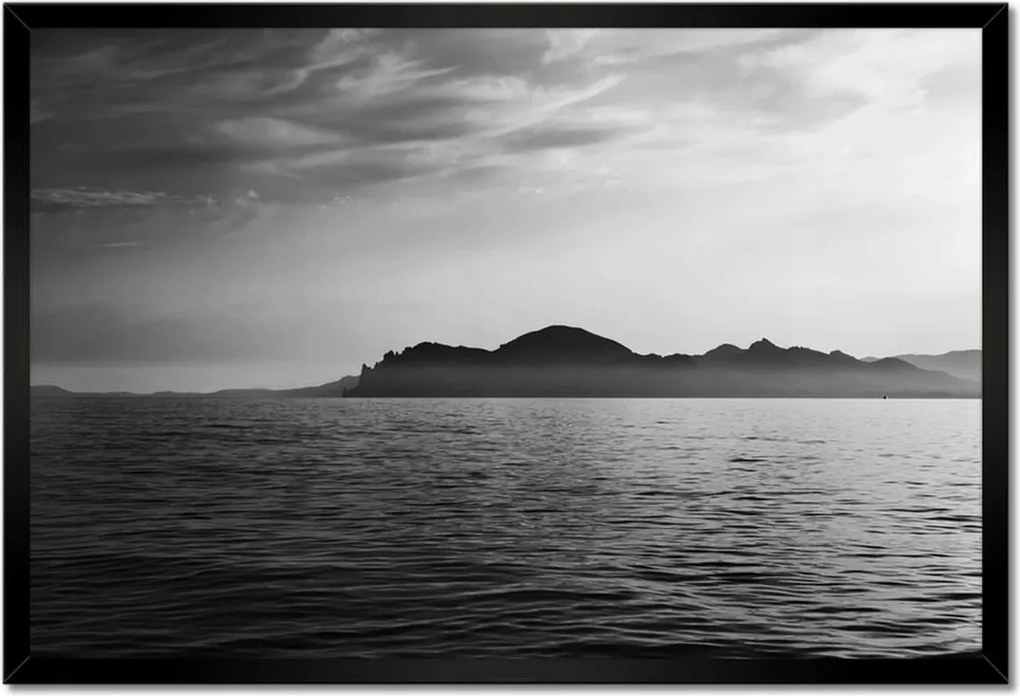 Poszterek keretben 60x40 Tájkép ködös hegyekkel