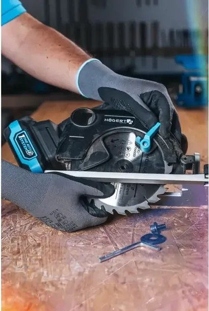 Högert HT2E235-0CS körfűrész, 165mm, 18V, dobozban