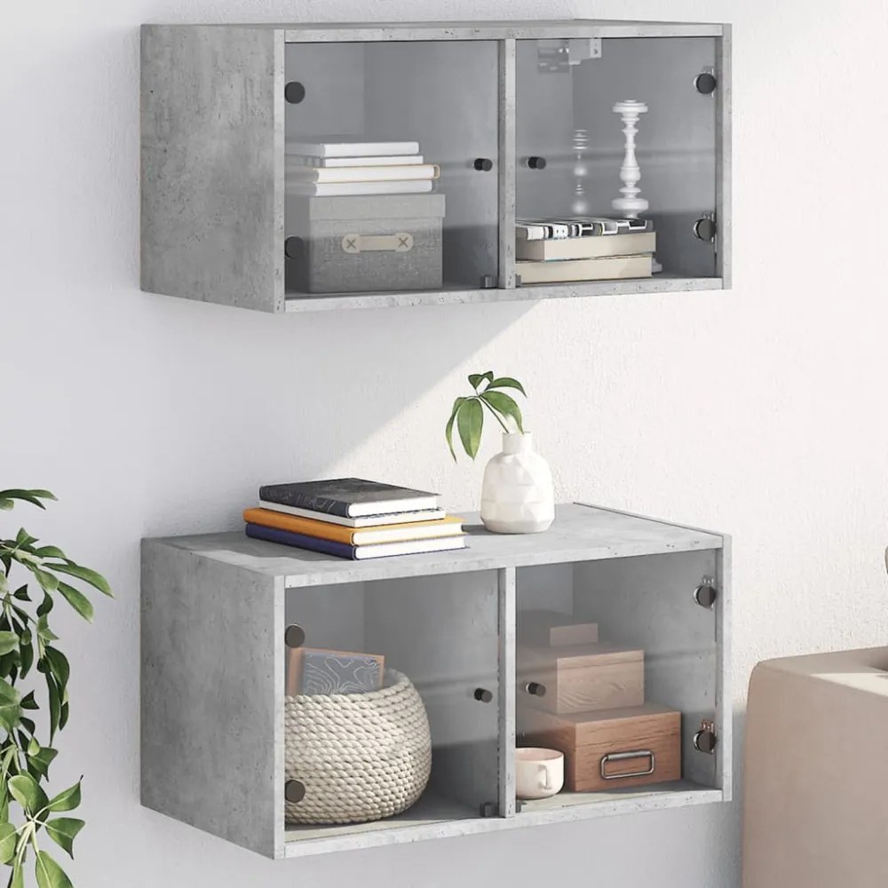 2 db betonszürke faliszekrény üvegajtókkal 68,5 x 37 x 35 cm