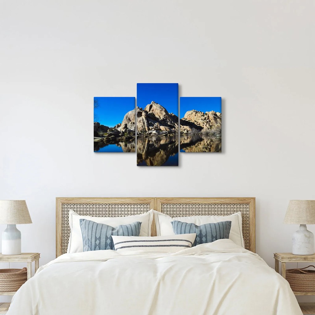 A tükröződő sziklák képe (90x60 cm)