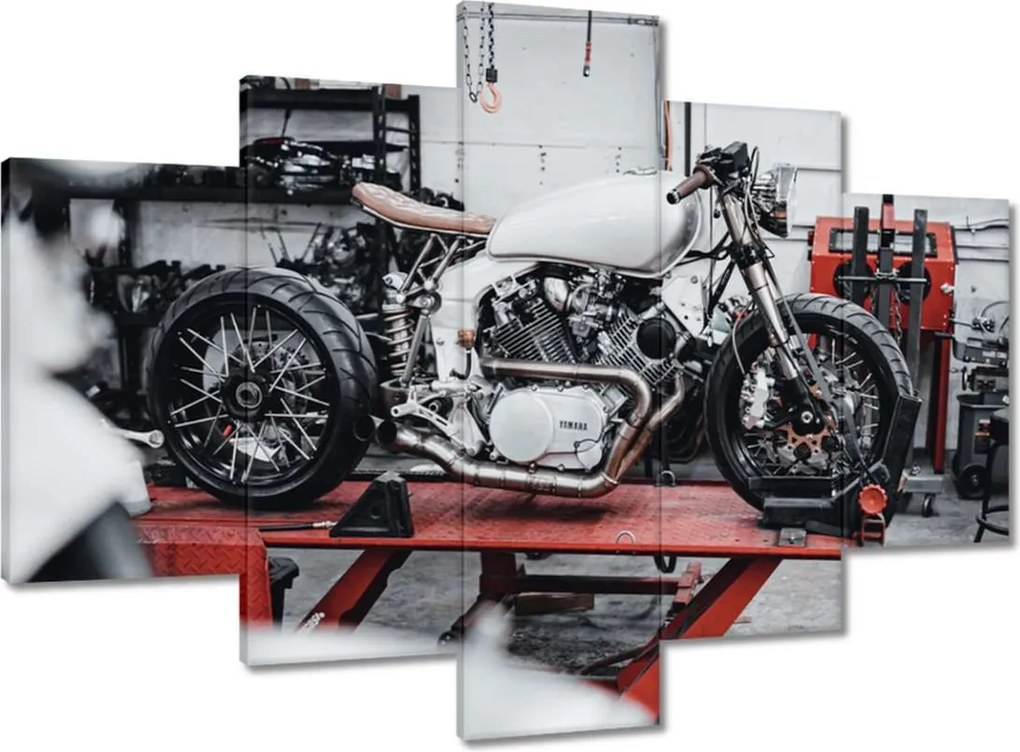 Képek 150x105 Yamaha Motorkerékpár Garázs