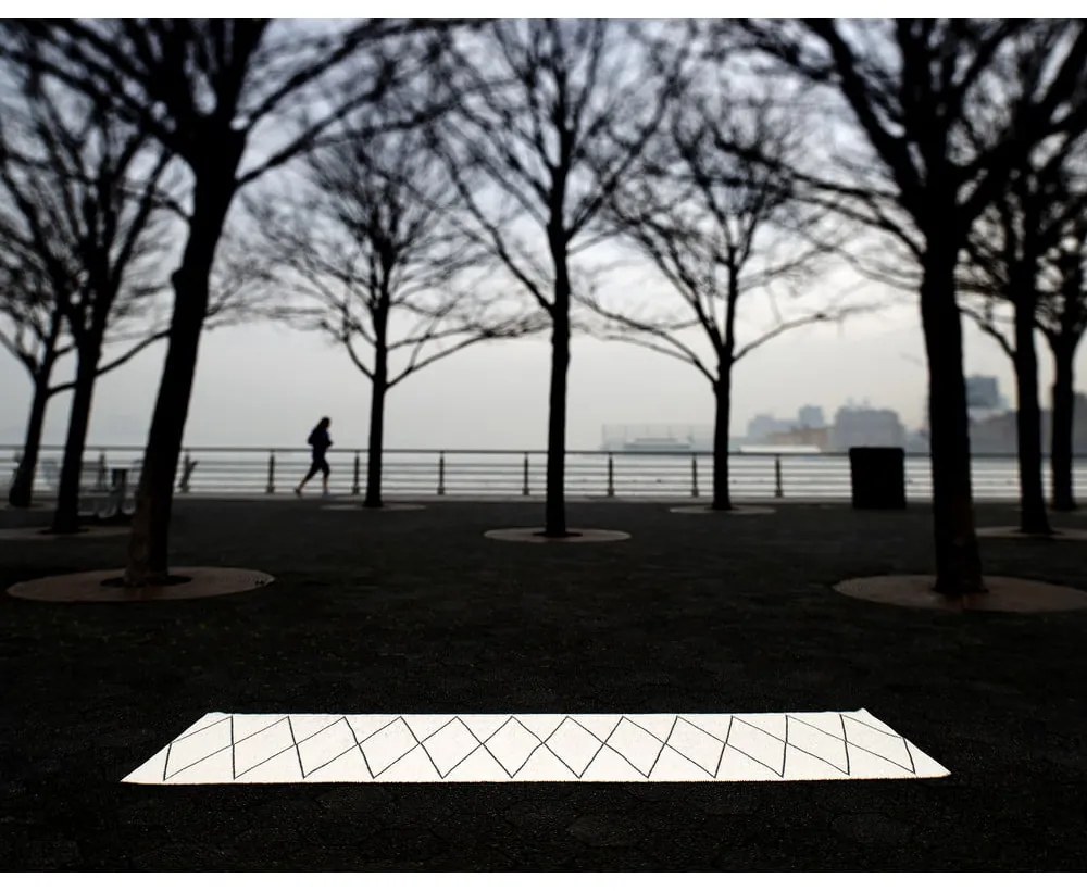 Fekete kültéri-beltéri futószőnyeg 70x320 cm Max Black – Pappelina