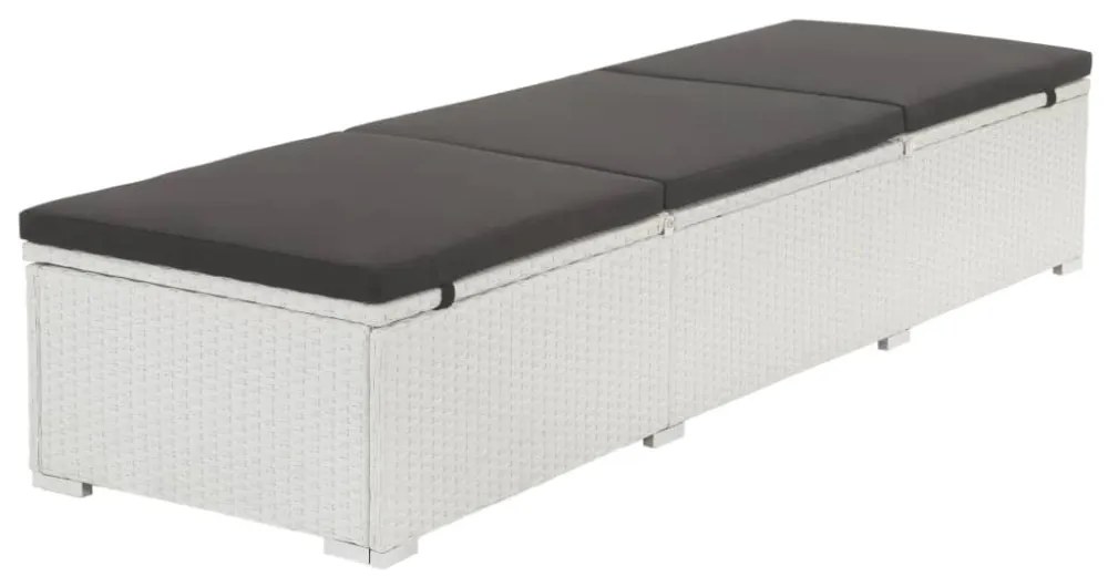 fehér polyrattan napozóágy fekete párnával