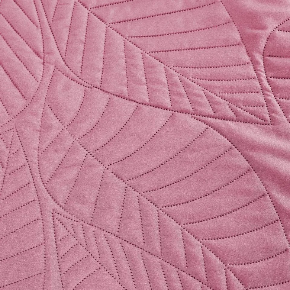 Rózsaszín ágytakaró LEAVES mintával Méret: 220 x 240 cm