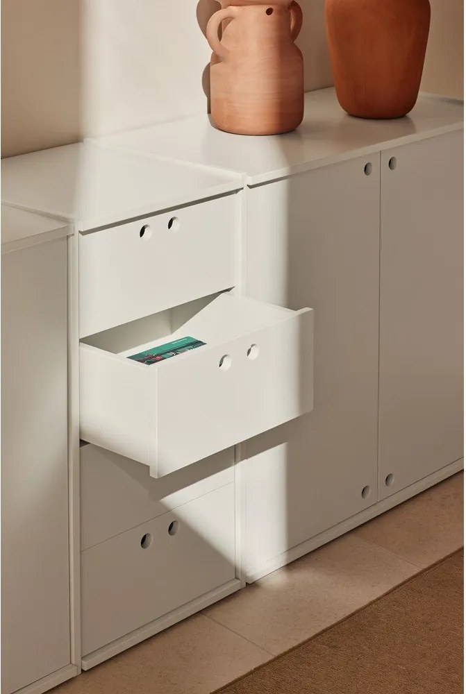 Krémszínű komód 197x80x40 cm Wally – Teulat