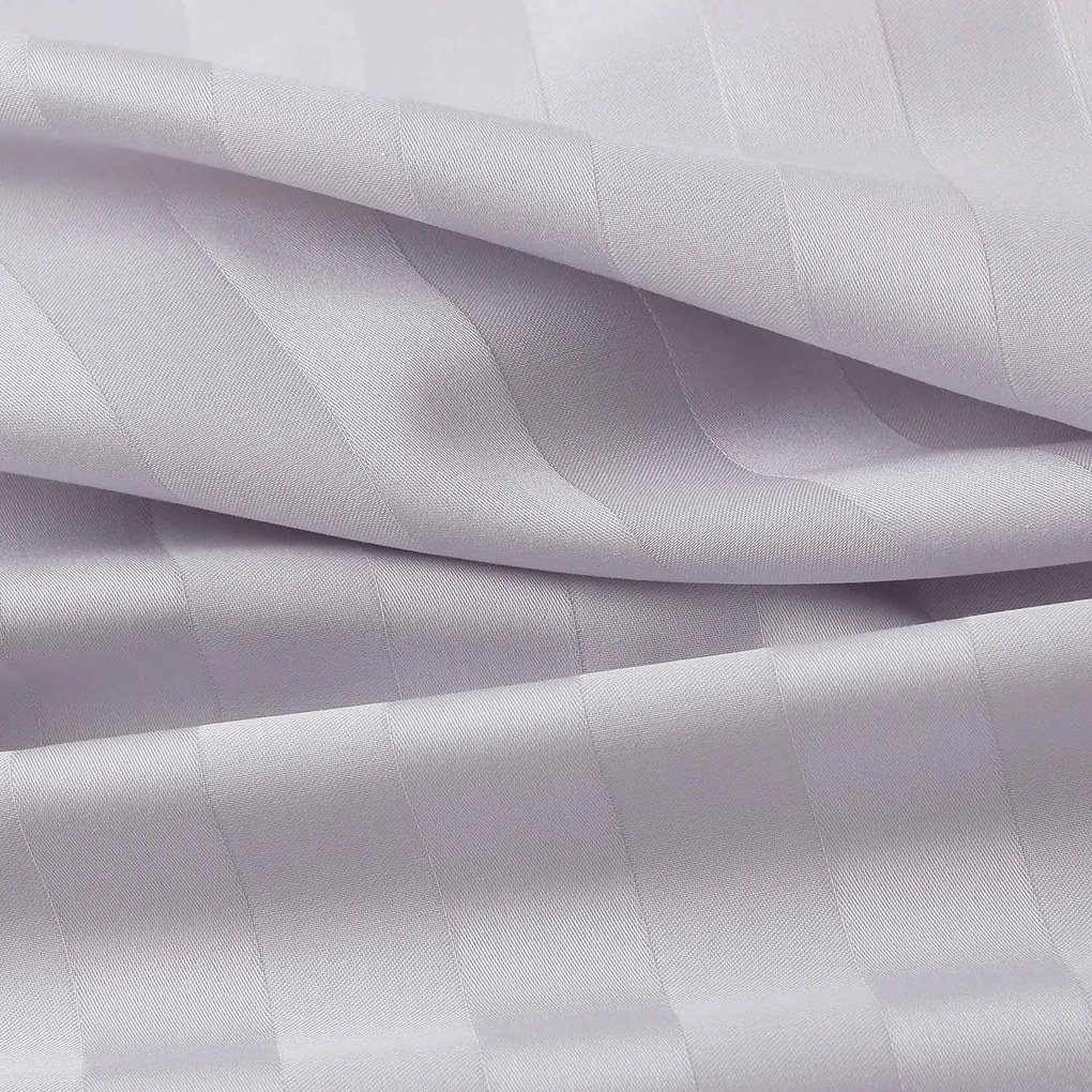 Goldea körgumis damaszt lepedő - világosszürke csíkos 80 x 160 cm