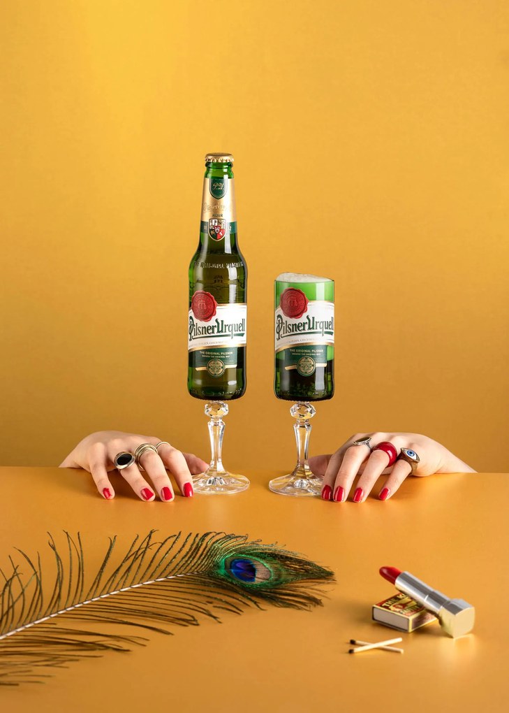 Lukáš Houdek a HG atelier s.r.o. Újratervezett Pilsner Urquell pohár, DRUNK GLASSES kollekció - Lukáš Houdek