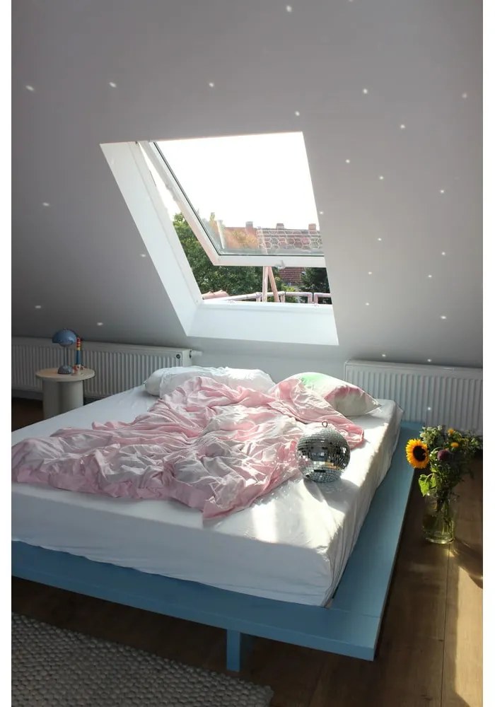 Világoskék borovi fenyő franciaágy ágyráccsal 140x200 cm Japan – Karup Design